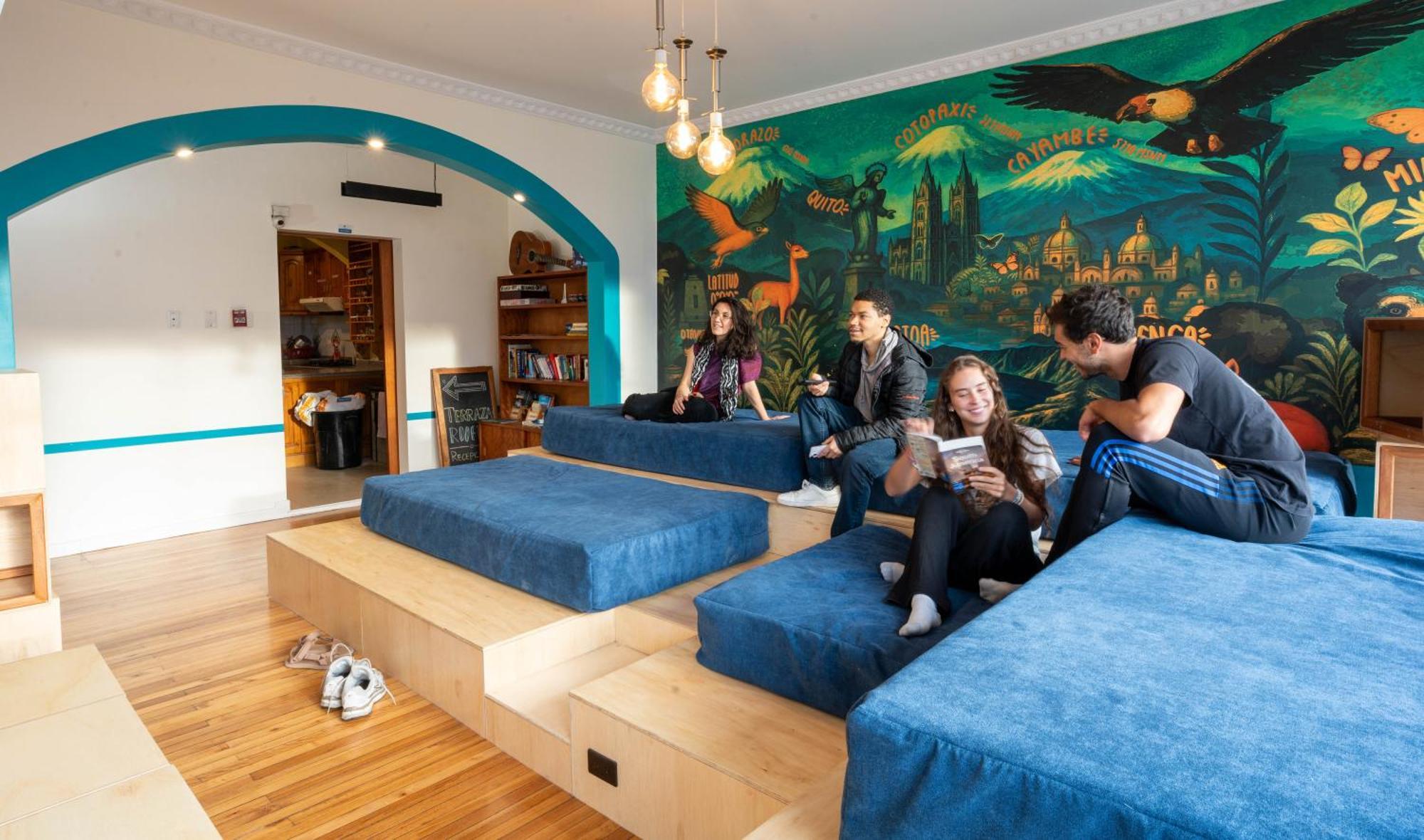 Community Hostel Quito Bagian luar foto