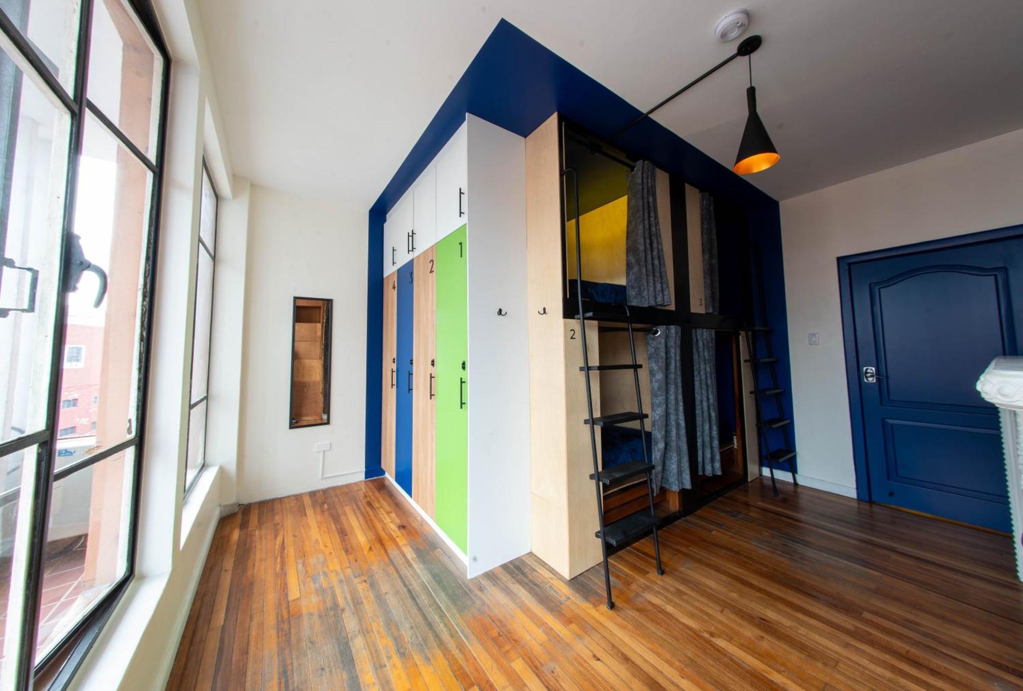 Community Hostel Quito Bagian luar foto